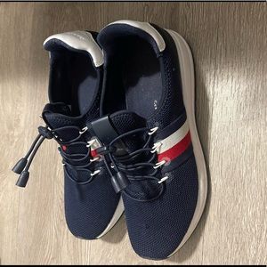Blue Tommy Hilfiger women shoes